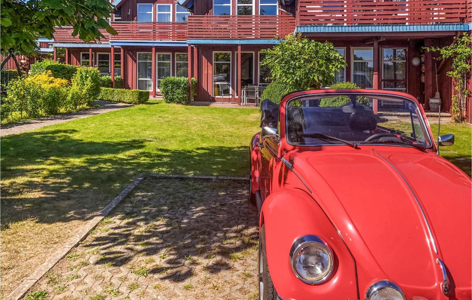 2 Bedroom Amazing Home In Plau Am See Exterior foto